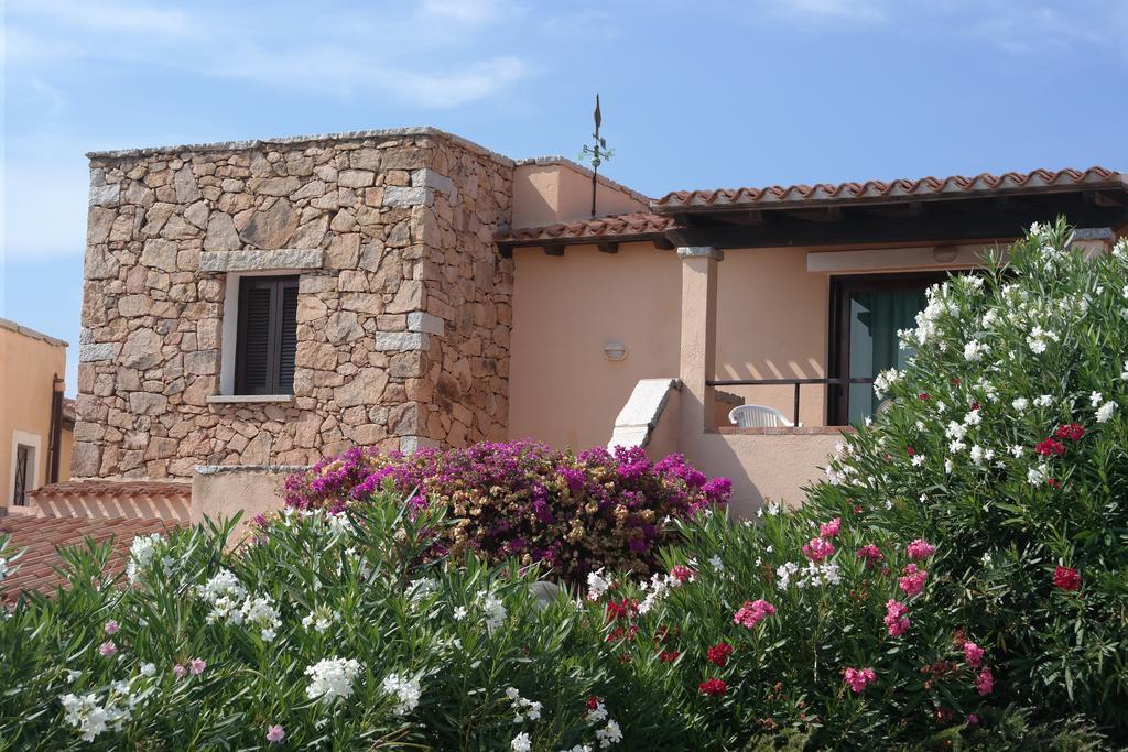 גולפו אראנצ'י Sardinia Blu Residence מראה חיצוני תמונה