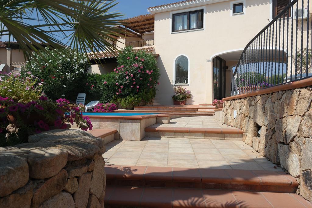 גולפו אראנצ'י Sardinia Blu Residence מראה חיצוני תמונה