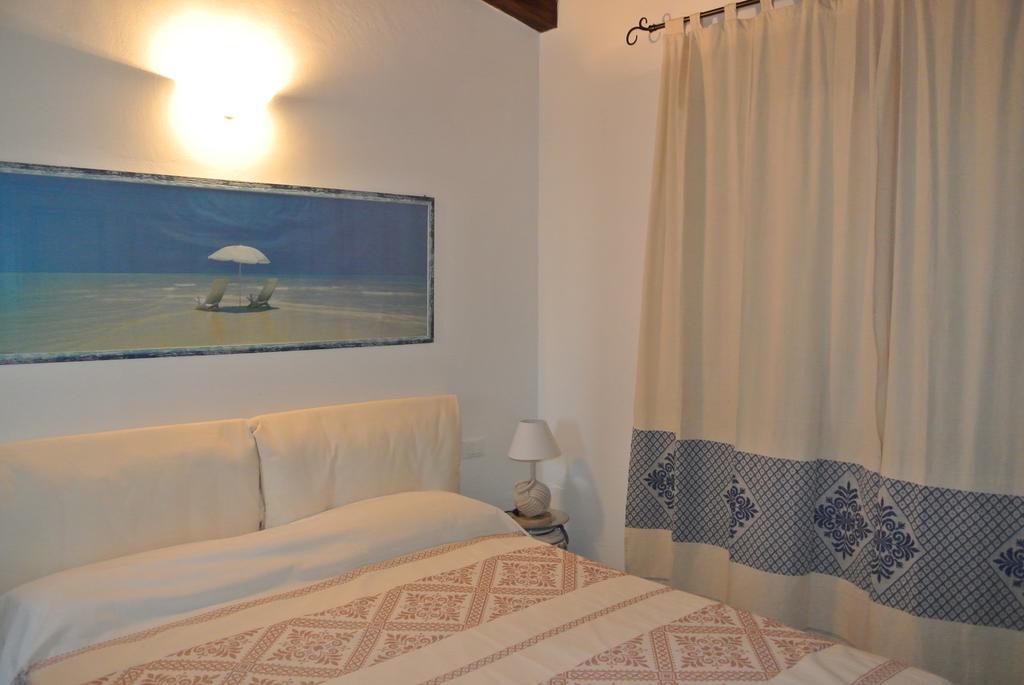 גולפו אראנצ'י Sardinia Blu Residence מראה חיצוני תמונה