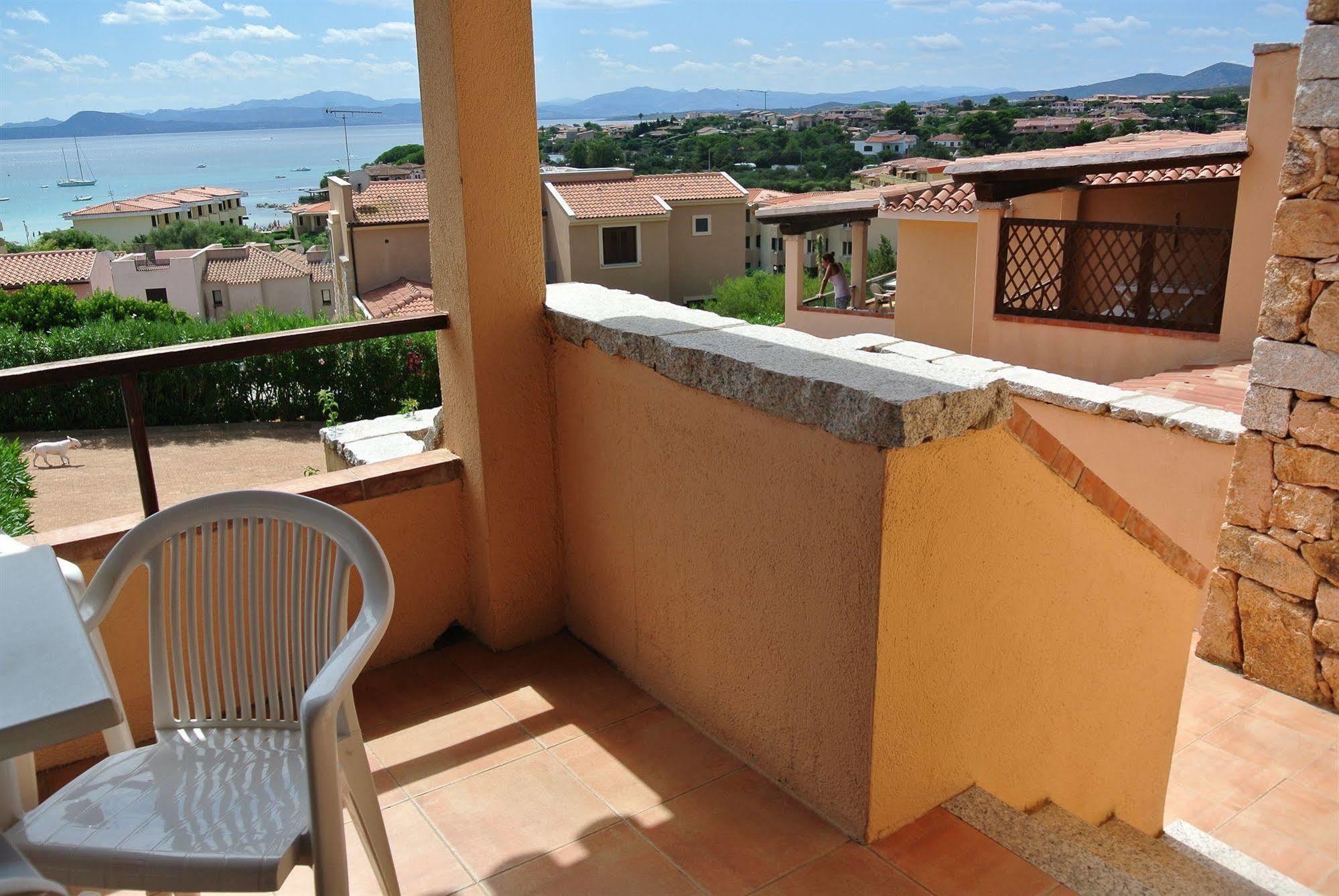 גולפו אראנצ'י Sardinia Blu Residence מראה חיצוני תמונה