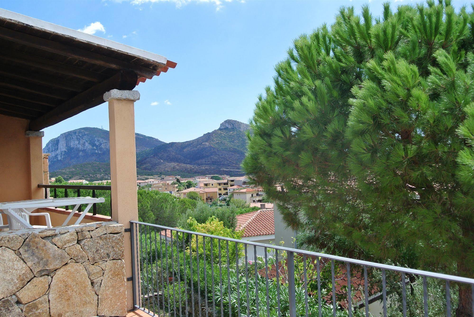 גולפו אראנצ'י Sardinia Blu Residence מראה חיצוני תמונה