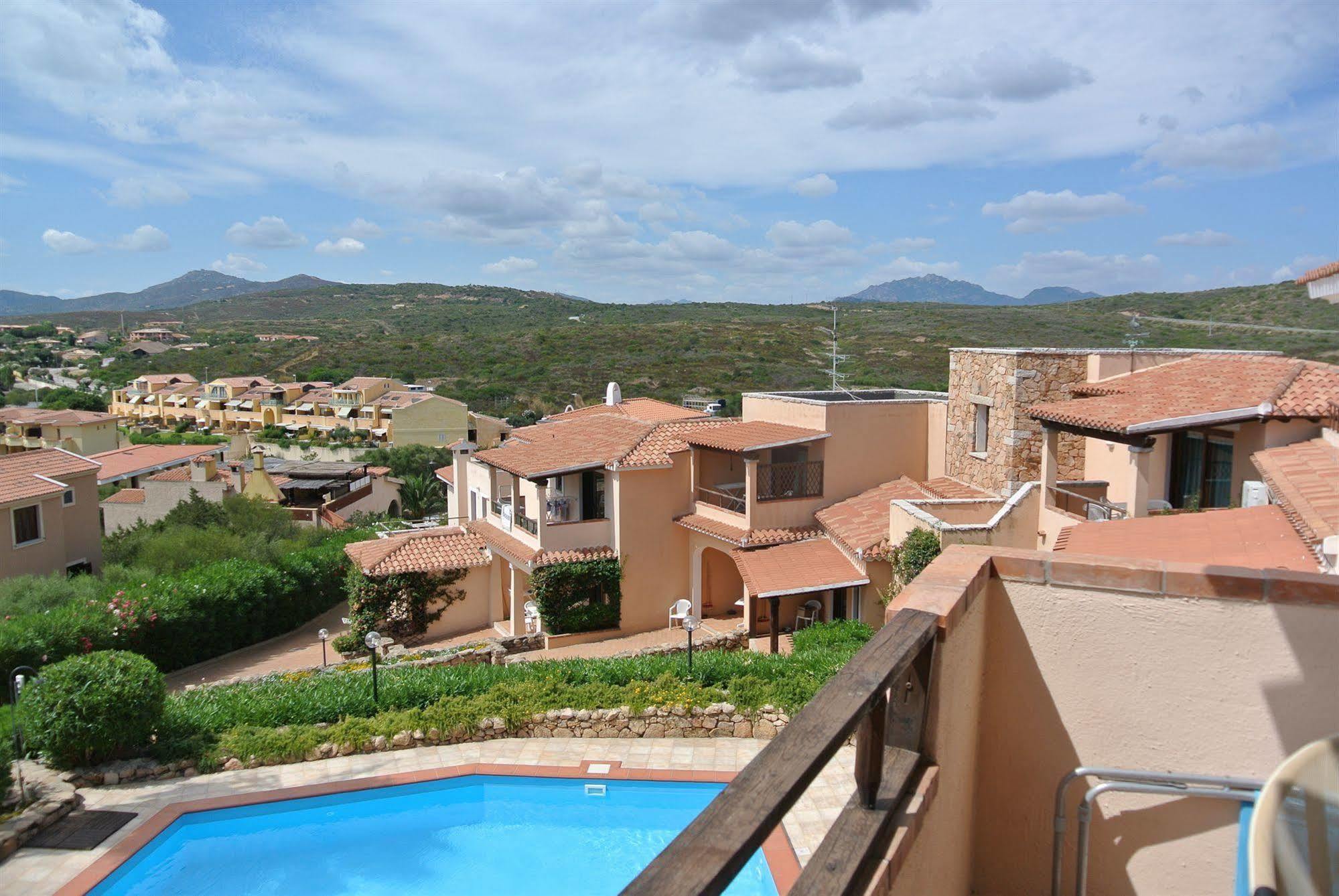 גולפו אראנצ'י Sardinia Blu Residence מראה חיצוני תמונה