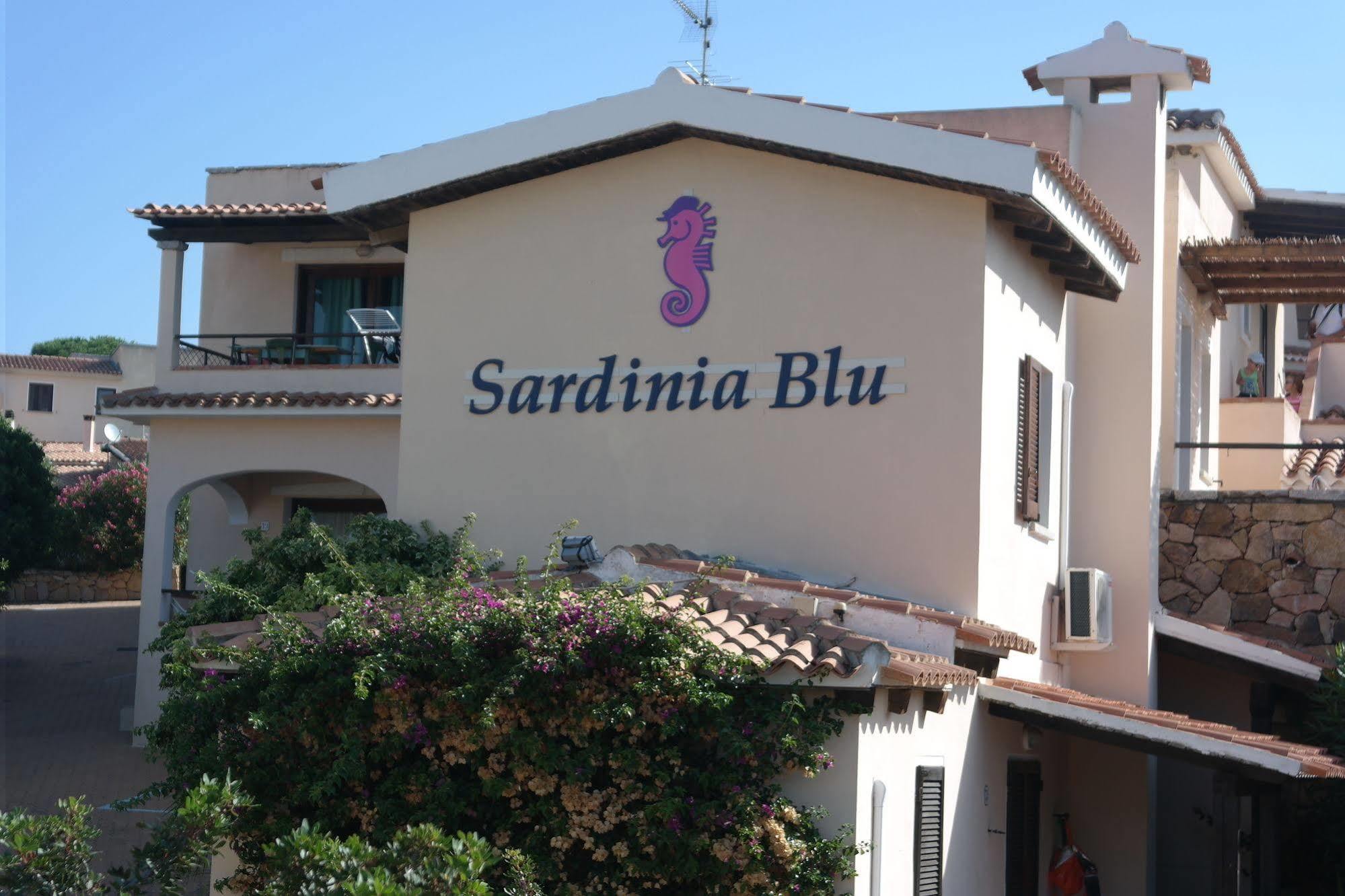 גולפו אראנצ'י Sardinia Blu Residence מראה חיצוני תמונה